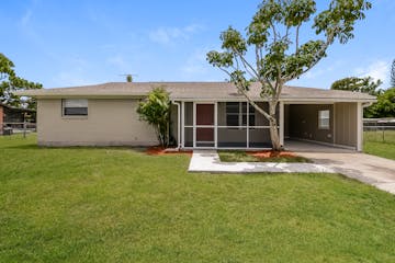 316 59th Avenue Ter W Bradenton, FL 34207